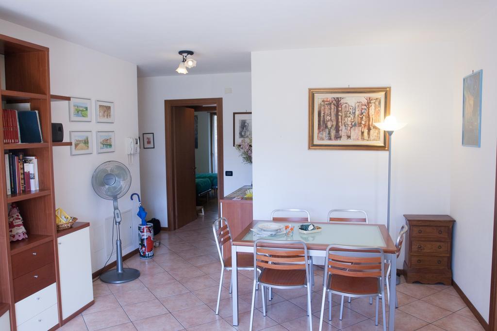 Appartamento Lombardi Riva del Garda Quarto foto
